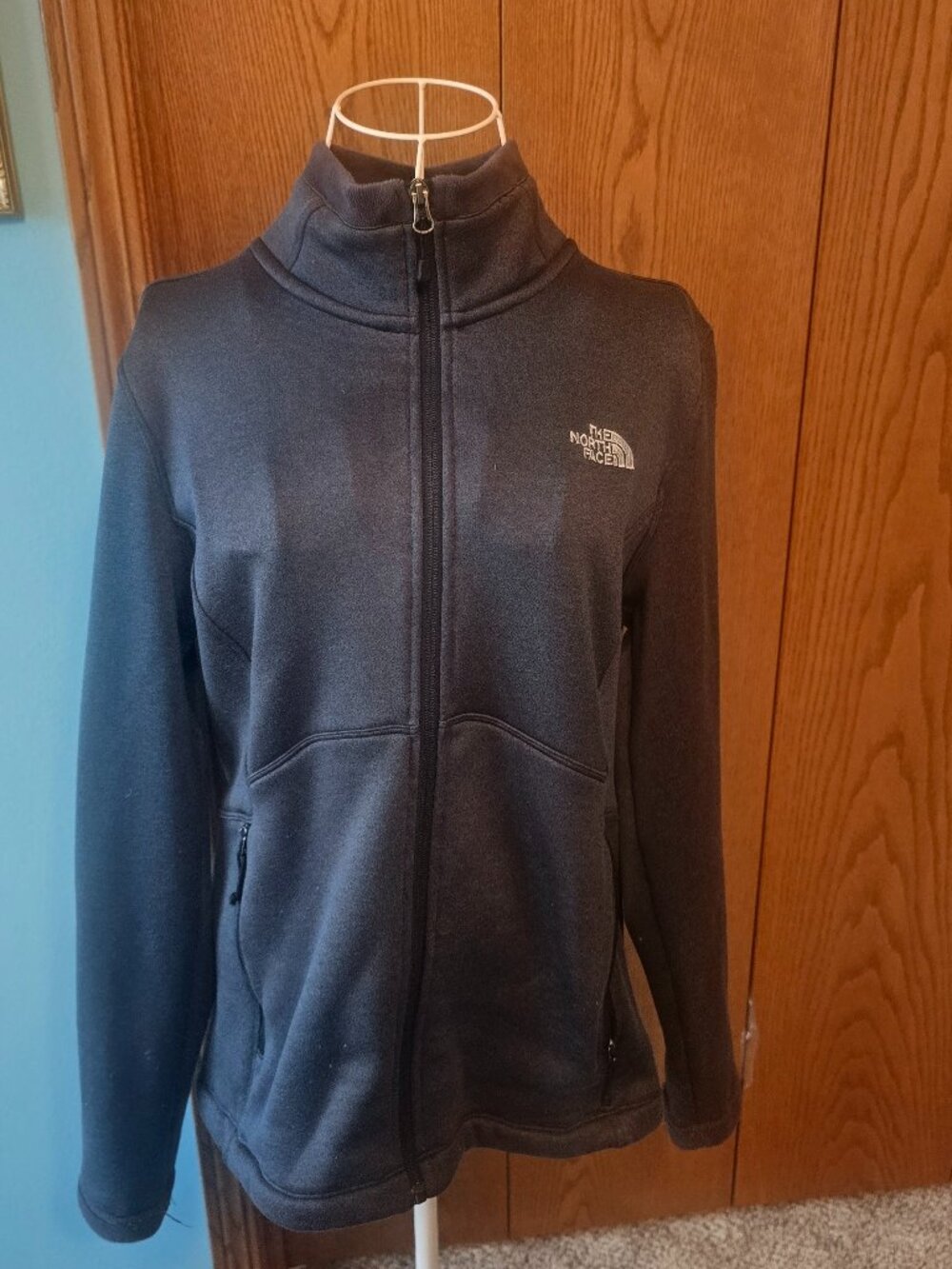 The North Face Women’s Dark Grey Zip Jacket – Size Large
